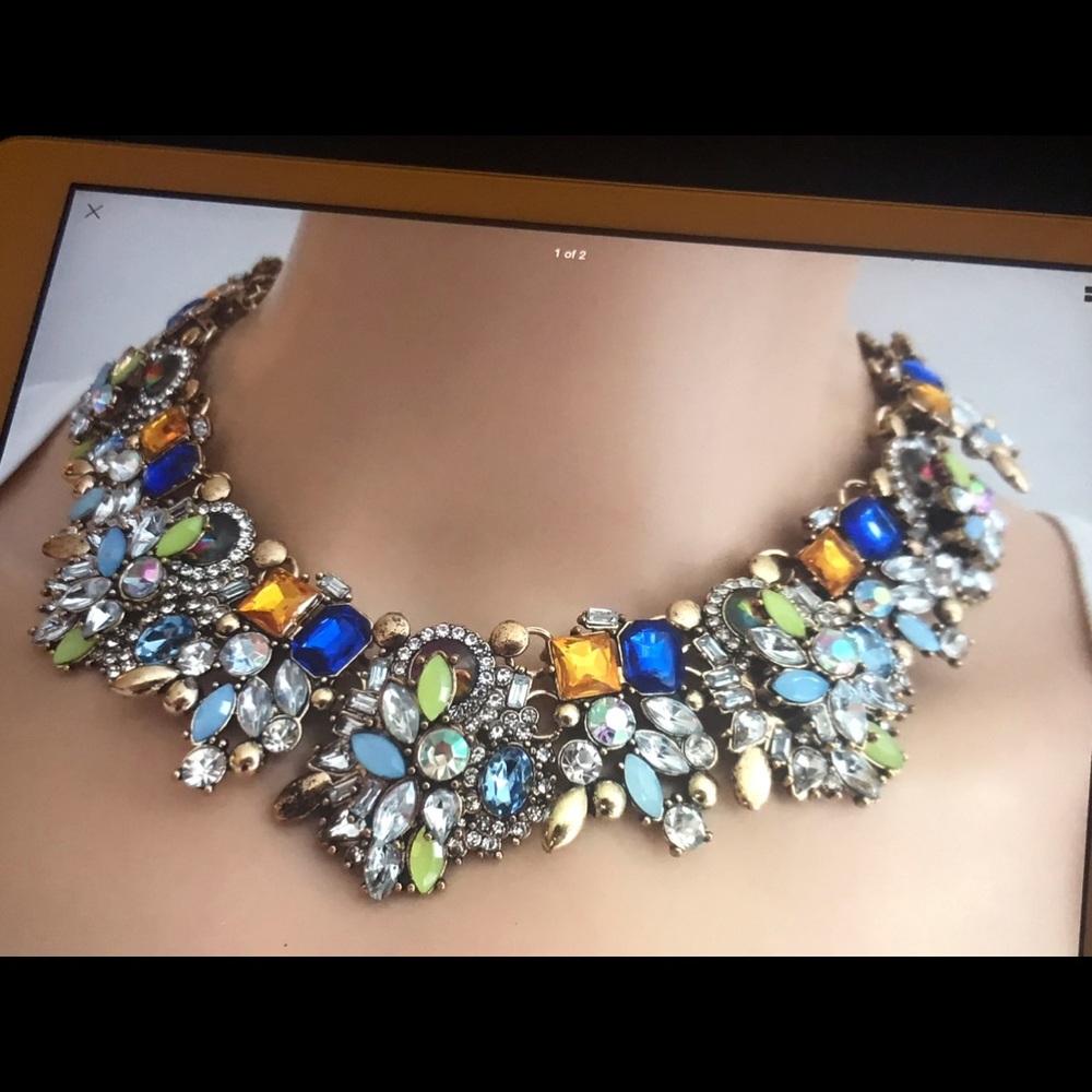 “NECKLACE “